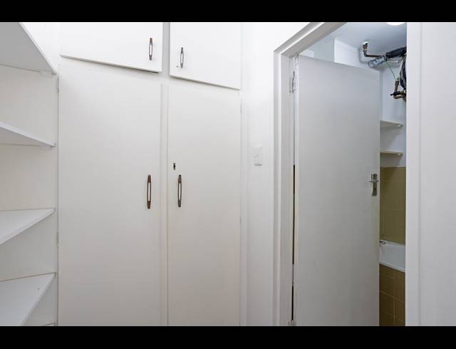 0.5 BEDROOM APARTMENT TO LET IN CLAREMONT